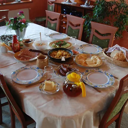 Pensjonacik Ogrody Pensión Pierzchno