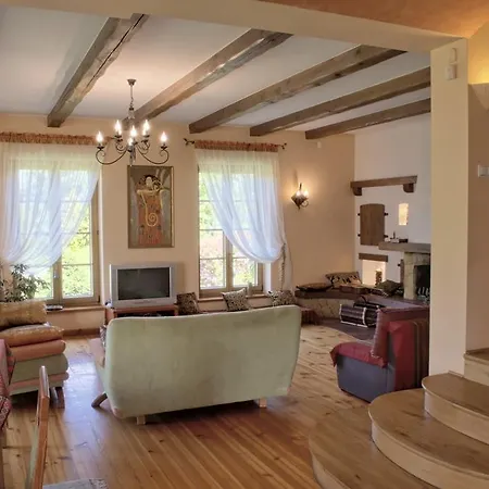 Casa de hóspedes Pensjonacik Ogrody Pierzchno